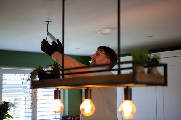 Professional Electrician in Comstock Park, MI